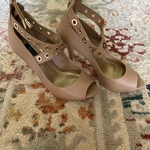 White House Black Market high heels